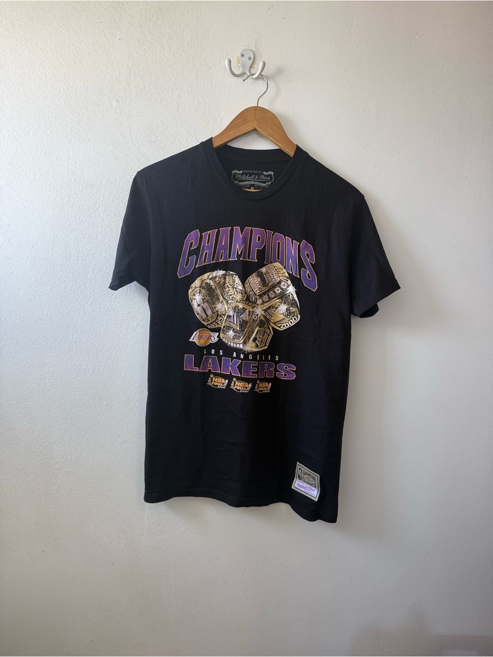 Mitchell & Ness Los Angeles Lakers Champions Tee - Black